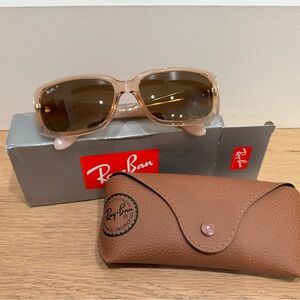 Ray-Ban Women's Sunglasses - Brown brand new!